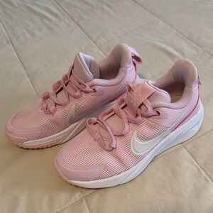 Nike star runner girls Light Pink and White Sneakers 12C